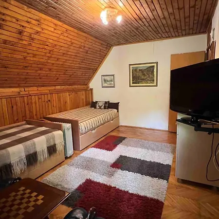 Hotel Meliha's Crib In Brezovica *